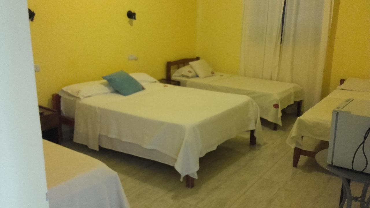 Hotel Florida Saladas Екстериор снимка