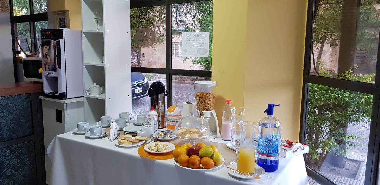 Hotel Florida Saladas Екстериор снимка